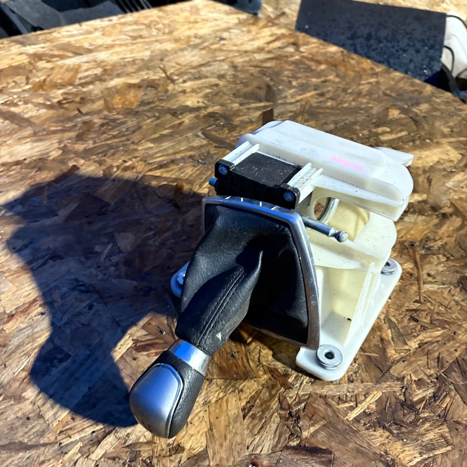 FORD C MAX 5 SPEED MANUAL GEAR BOX SELECTOR 2004-2010 - Image 4 of 4