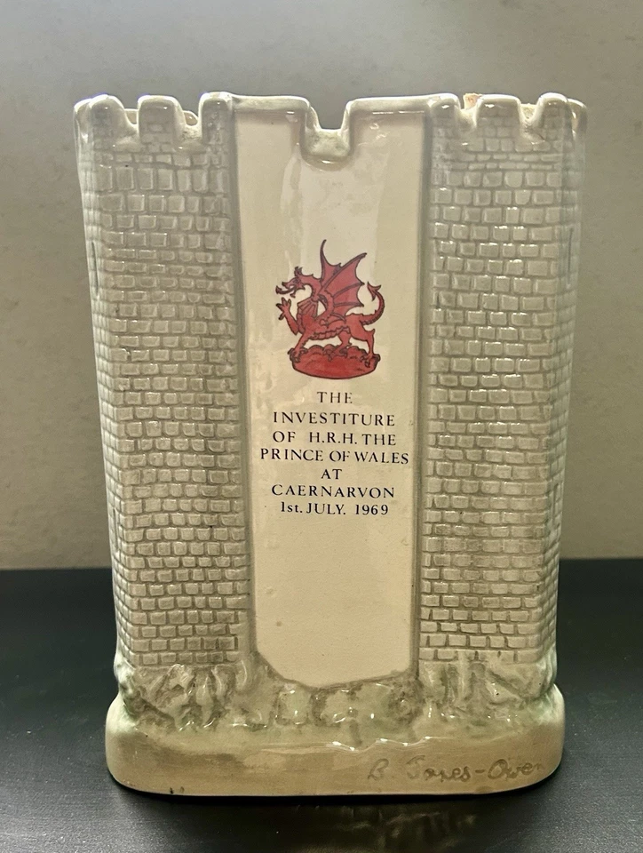 KEYSTONE POTTERY King's Gate Caenarvon 1969 Prince Charles Investiture Decanter - Image 4 of 4