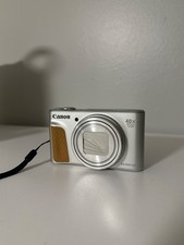 Canon power shot SX740 HS in silver - For parts or repair.