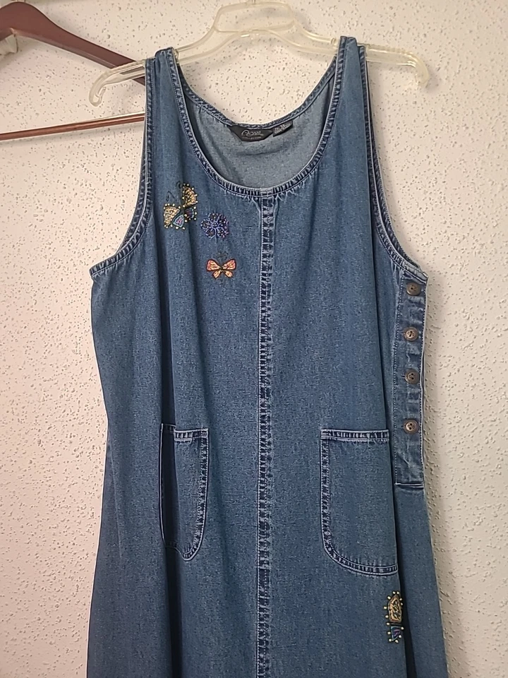 Vintage Denim Dress Embroidered Garden 2X Blue Denim Sleeveless Cottage Whimsy - Image 2 of 4
