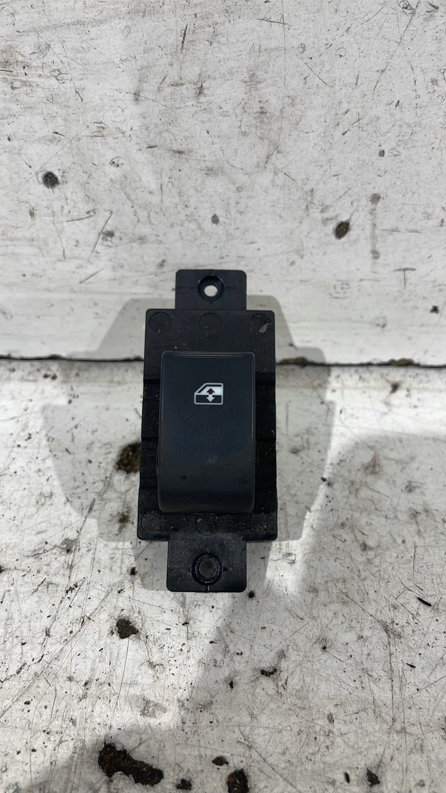 PULSANTIERA POSTERIORE SINISTRA PER OPEL Antara Serie (06>15)