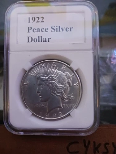 1922 SILVER PEACE DOLLAR Very good condition