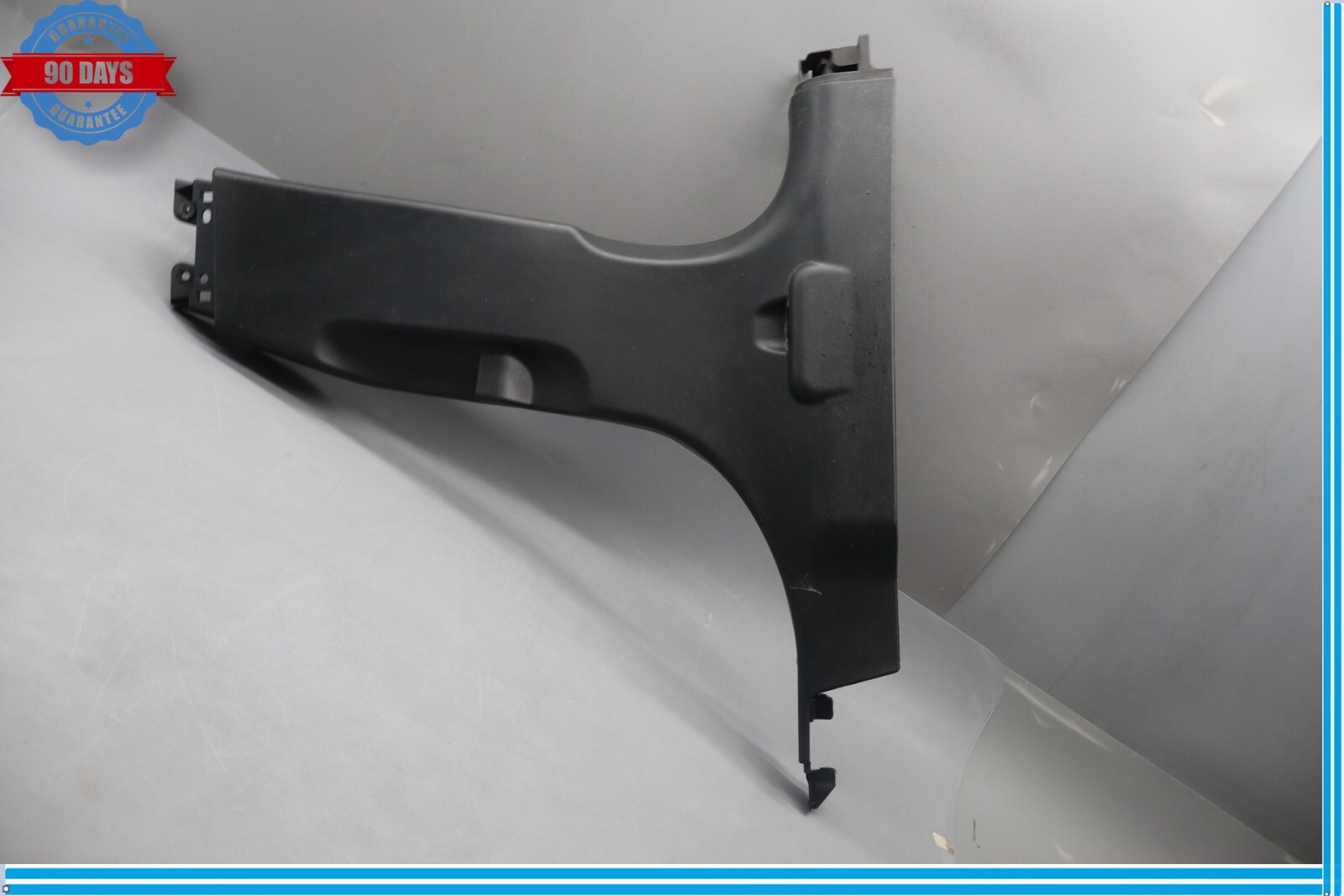 14-17 Maserati Ghibli Center Right Side B Pillar Lower Panel Trim Cover Oem