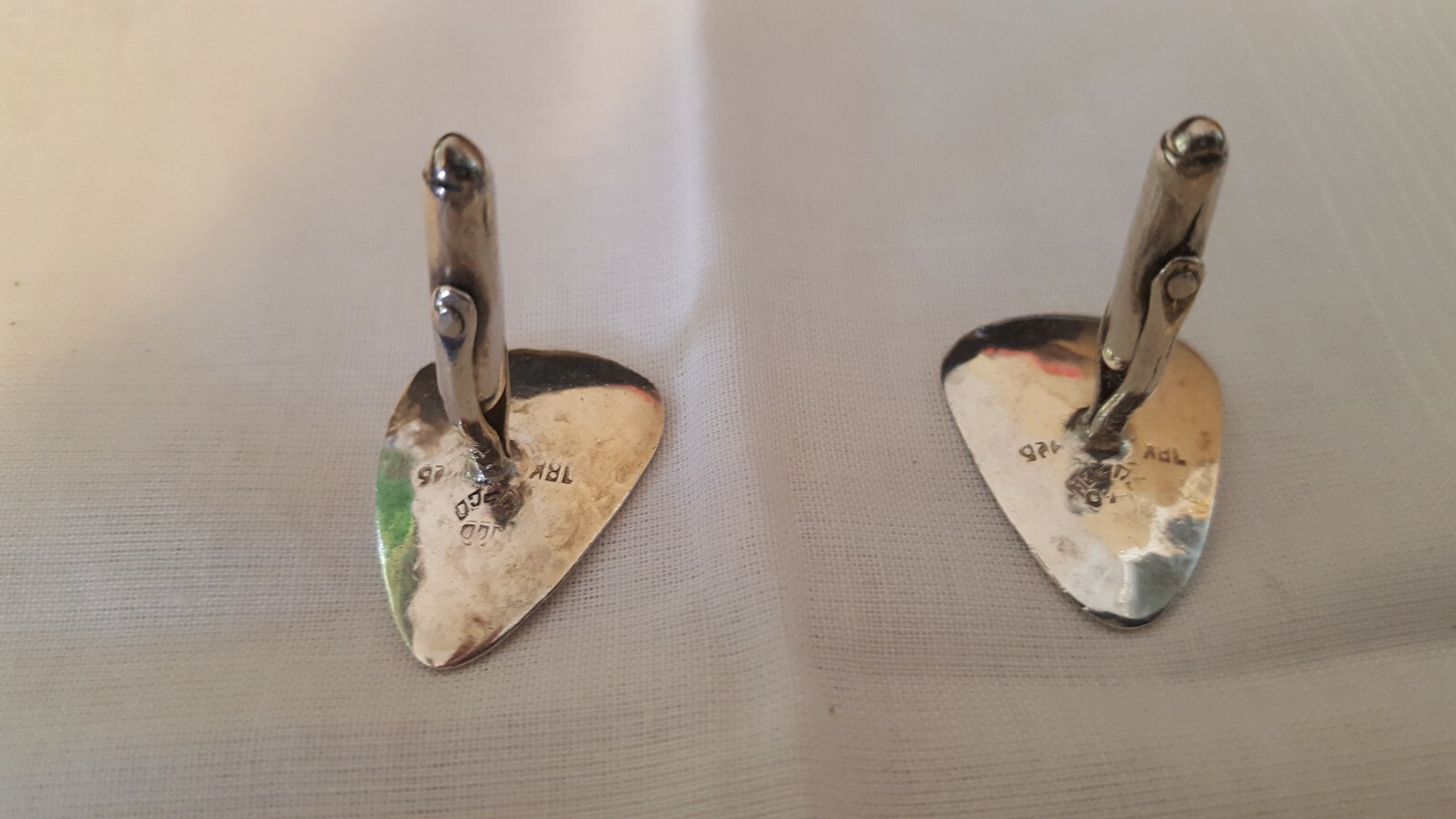 VINTAGE 18k GOLD Llama & STERLING SILVER  CUFFLINKS...FREE SHIPPING