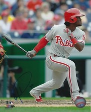 Autographed 8x10 ODUBEL HERRERA  Philadelphia Phillies photo - COA