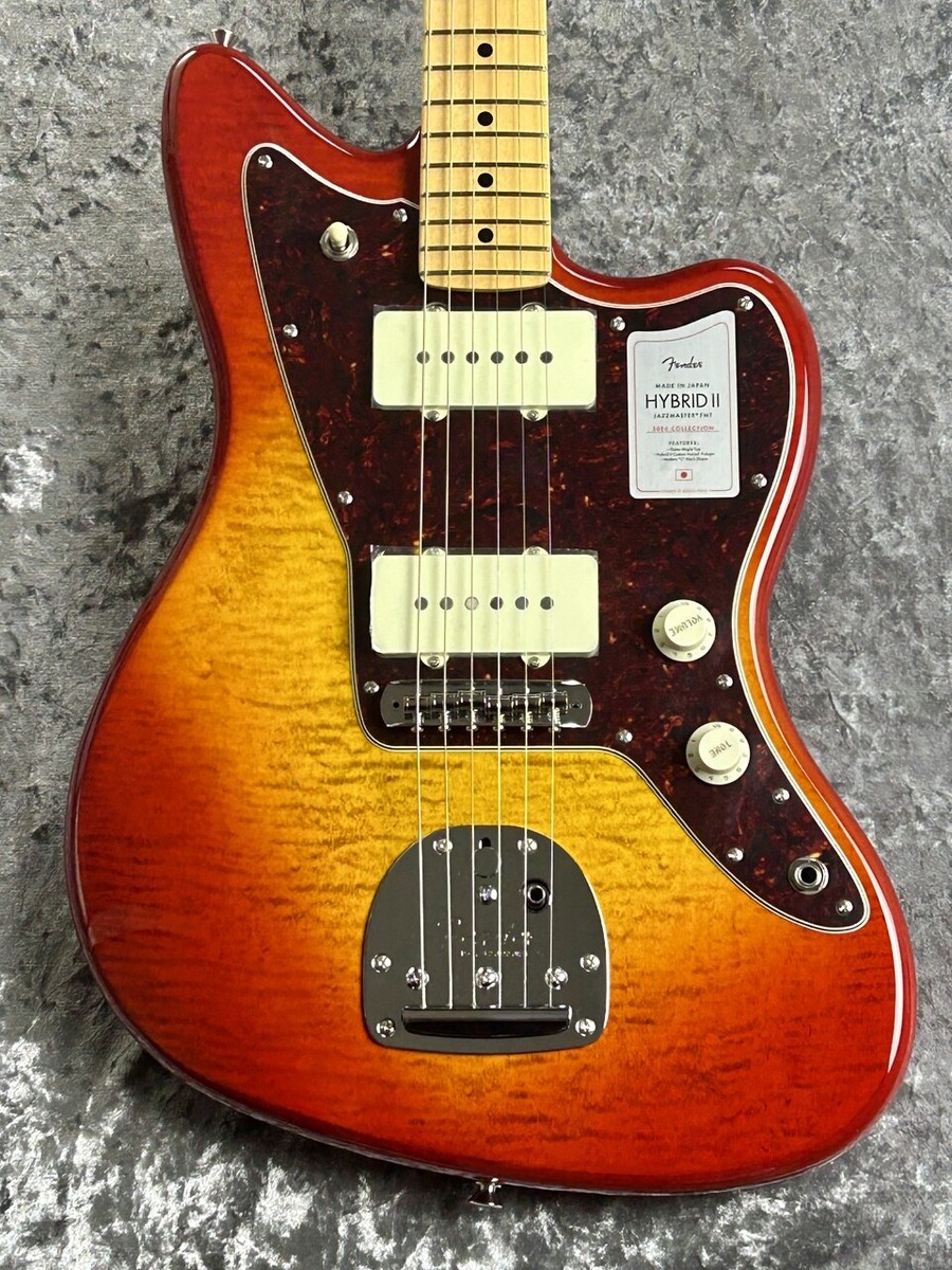 ギター FENDER MIJ Hybrid II Jazzmaster maple Fender Japan Hybrid II Jazzmaster with Maple FB in Celeste