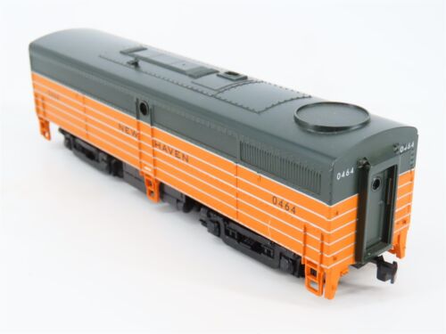 HO Scale Walthers 931-271 NH New Haven Alco FB-1 Diesel Locomotive #0464 - Picture 5 of 12