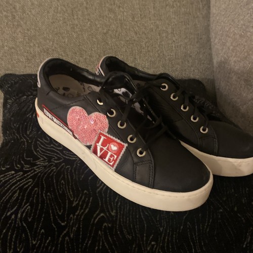 Women's Love Moschino Leather Trainers Sneakers Gold Heart Eyelets EU39 US9, UK6 - Picture 4 of 13
