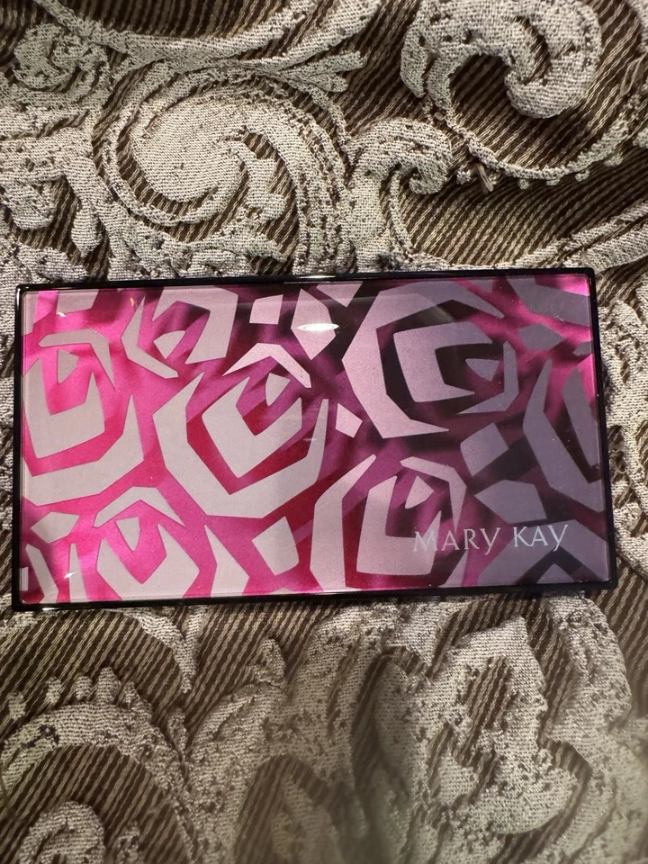 Maryk Perfect Paleta Vacía Magnética Compacta para Sombra de Ojos/Rubor NUEVA EN Caja nueva en caja Foto 3 de 4