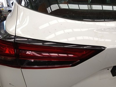 265556UN1A LINKES RÜCKLEUCHTE IN DER TÜR / 6810435 FÜR NISSAN QASHQAI III J12