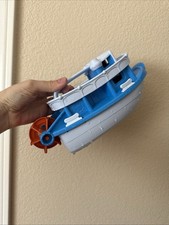 Green Toys Paddle Boat   Eco-Friendly Bath Toy Made In USA  Bonus Toys