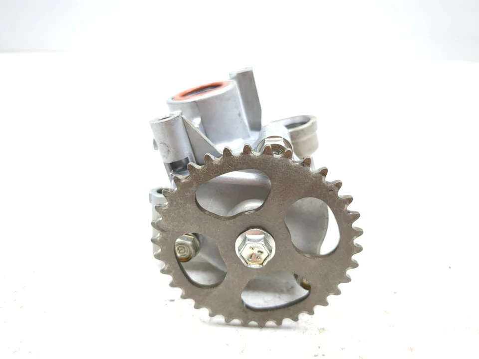 Bomba de óleo do motor 09-16 Suzuki GSXR 1000 - Imagem 2 de 4