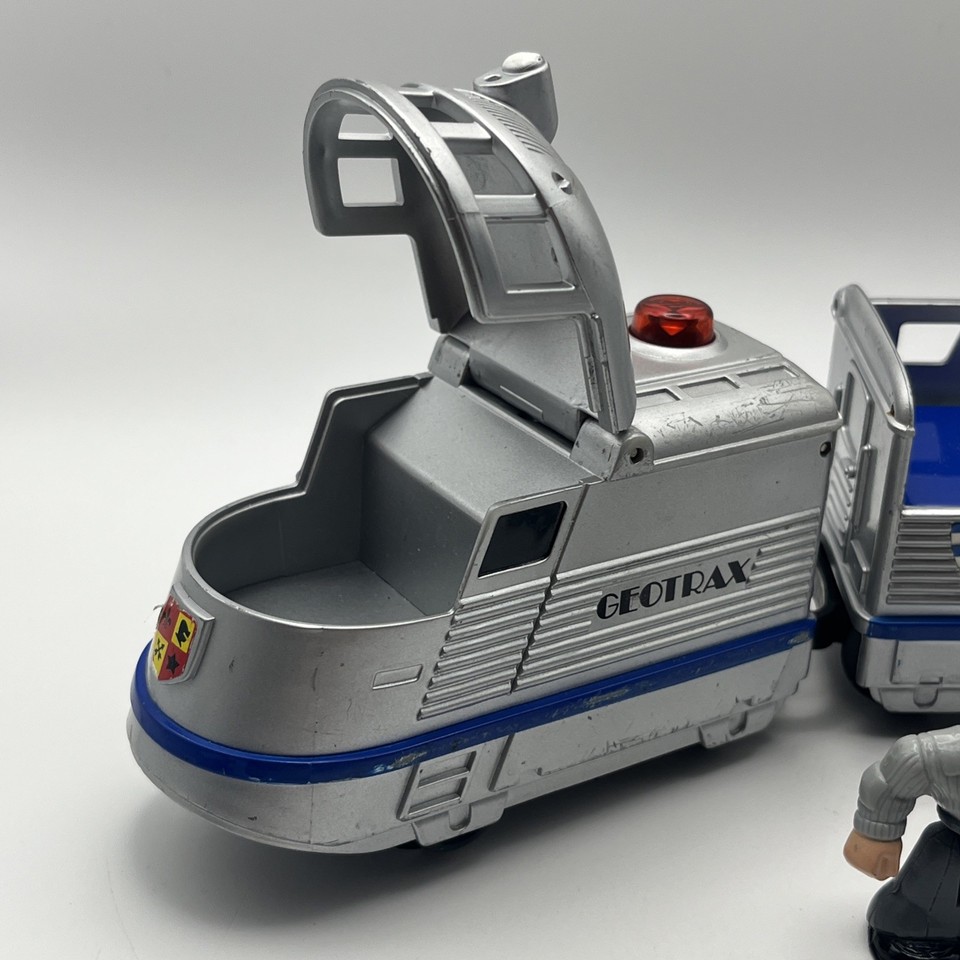 Fisher Price Geotrax The Most Admired Team Knight & Sir John Engine & 2 ...