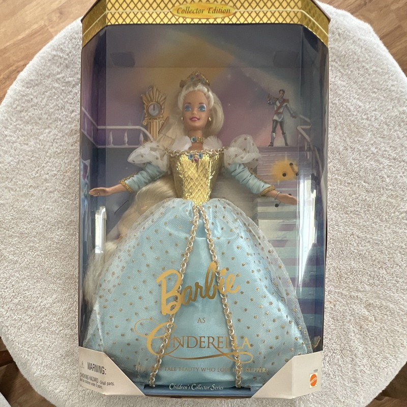Mattel Barbie Collectibles Cinderella Collector Edition 12in Doll MPN 16900