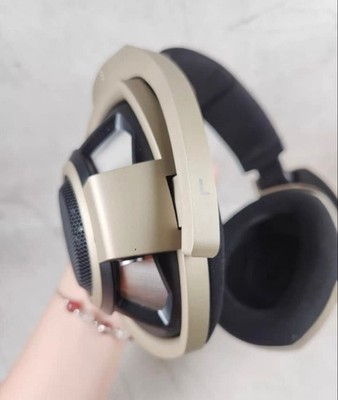 SENNHEISER HD800S 75th Anniversary Limited Edition Headphones Gold