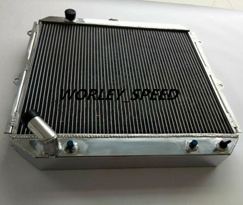 Radiator For Aftermarket Mitsubishi Pajero NH NJ NL NK 3.5L V6 Petrol 1983-2000 - Picture 4 of 7