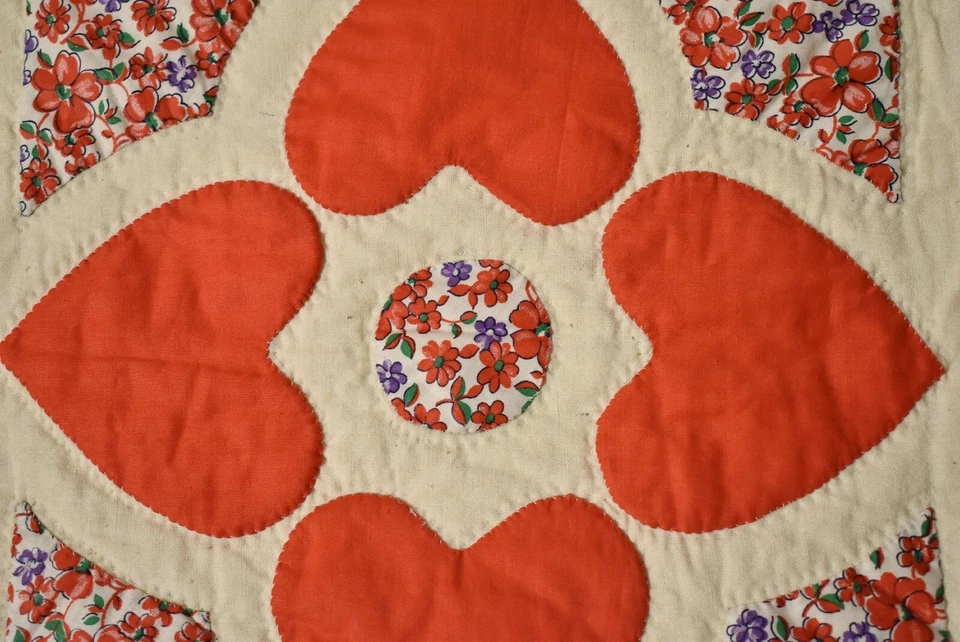 Большое винтажное антикварное лоскутное одеяло 40-х с аппликацией в виде красных и белых сердец ~яркое красное! - Изображение 4 из 4