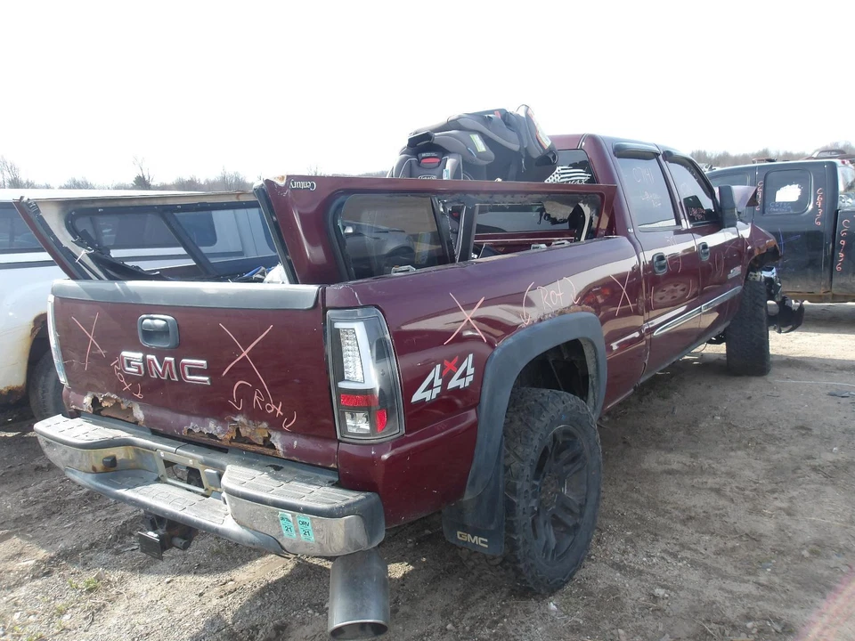Used Glove Box fits: 2003 Gmc Sierra 2500 pickup  Grade A - Image 4 of 4
