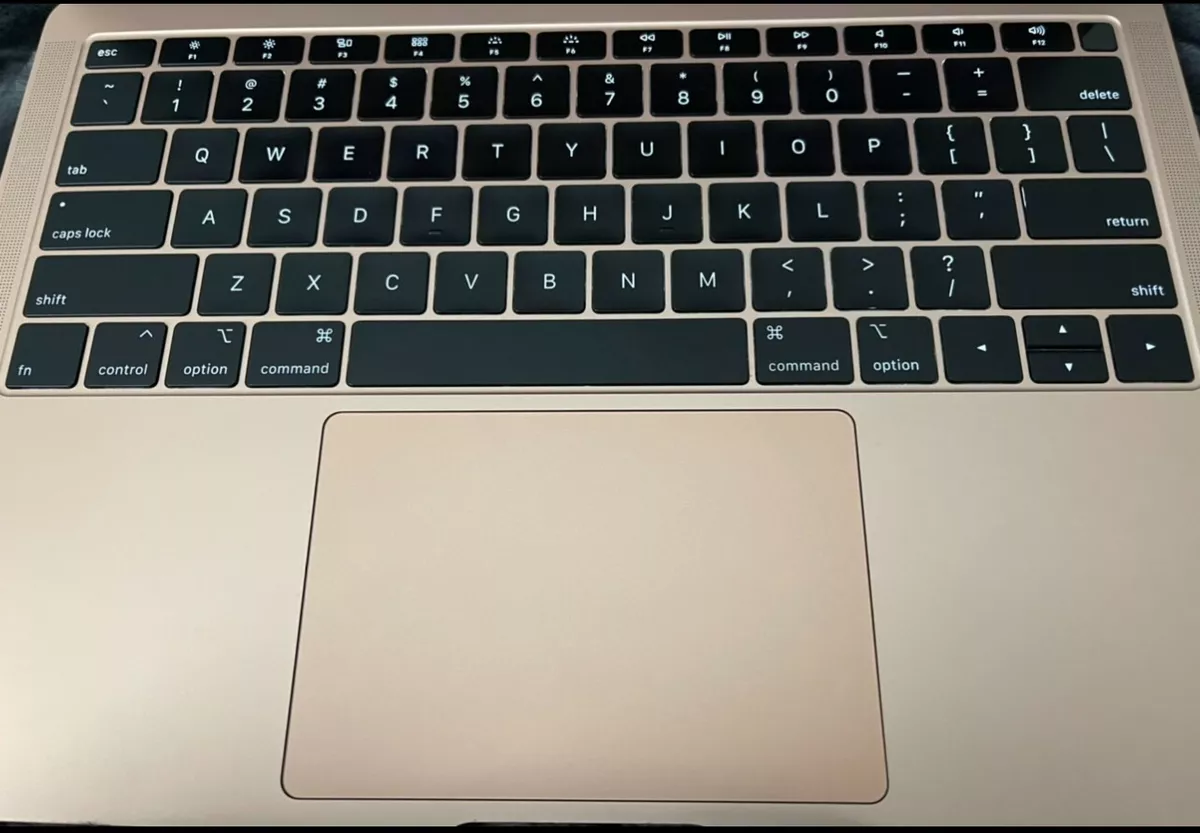 Macbook air 2018 13 inch rose gold