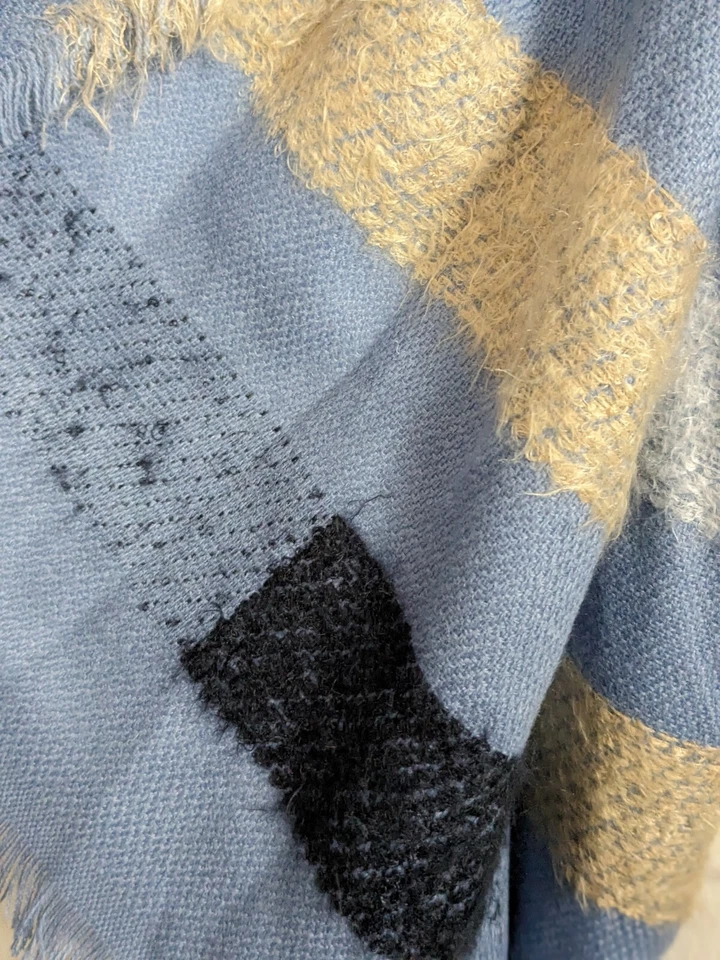 Vintage Echo NY Acrylic Oversized Blue Scarf Shawl Wrap blanket 84"x32" - Image 3 of 4