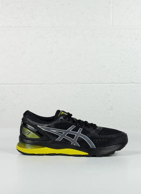 44 Scarpe sportive da uomo ASICS