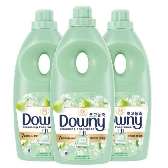 Downy 7day Blooming Fragrance Fabric Softener Freesia & Peer Downy 7day Blooming Fragrance Fabric Softener Freesia & Peer