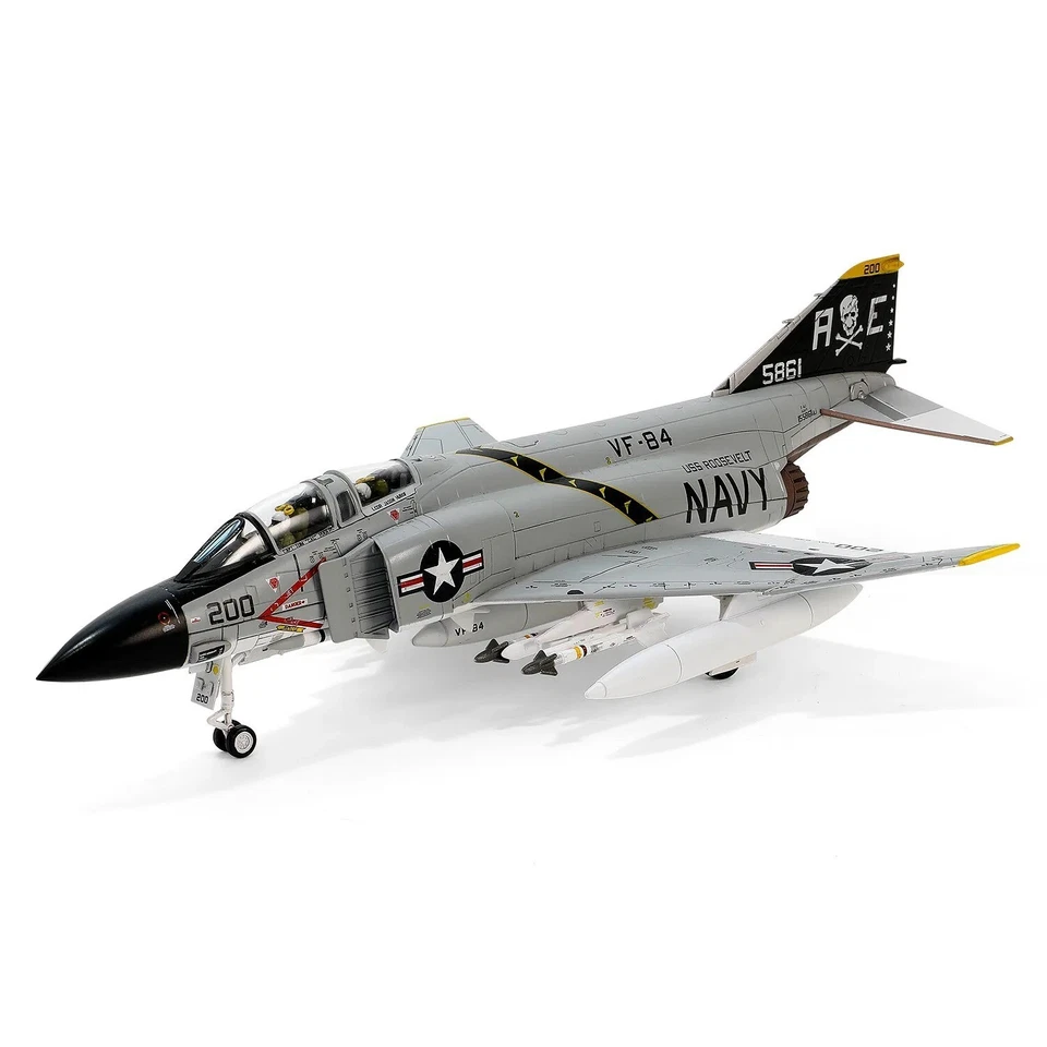 F-4B PHANTOM II US NAVY VF-84 "JOLLY ROGERS" 1970 - FOV 814051B 1/72 - PRE ORDER - Image 3 of 4