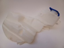 Liantuoh Lt-fd2102 Windshield Washer Fluid Reservoir Liantuoh Lt-fd2102 Windshield Washer Fluid Reservoir