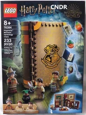 Lego Harry Potter SEALED SET 76384 Hogwarts Moment Sprout's Herbology Class book