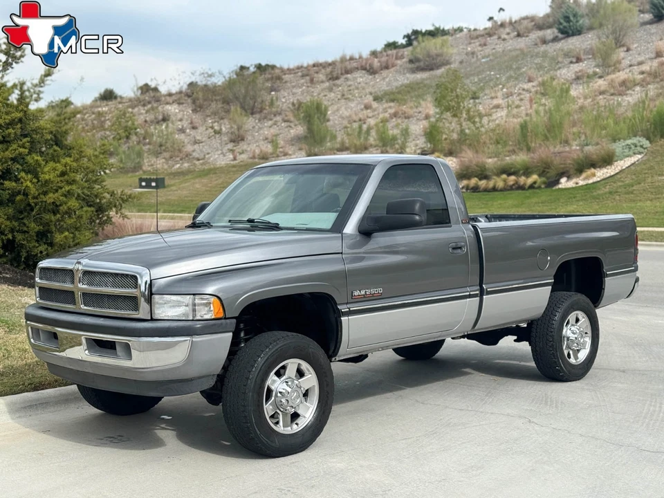 Dodge Ram 2500 1994 4x4 - Cummins 12 V - poco kilometraje Foto 2 de 4