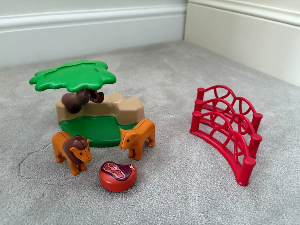 Playmobil 123 lion set - Image 3 of 4