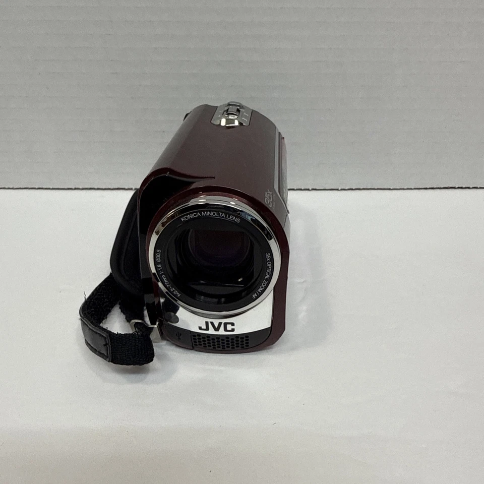 JVC Everio Camcorder GZ-MG330RU Red Not Tested Strap And Camera Bag with Strap - Image 3 of 4