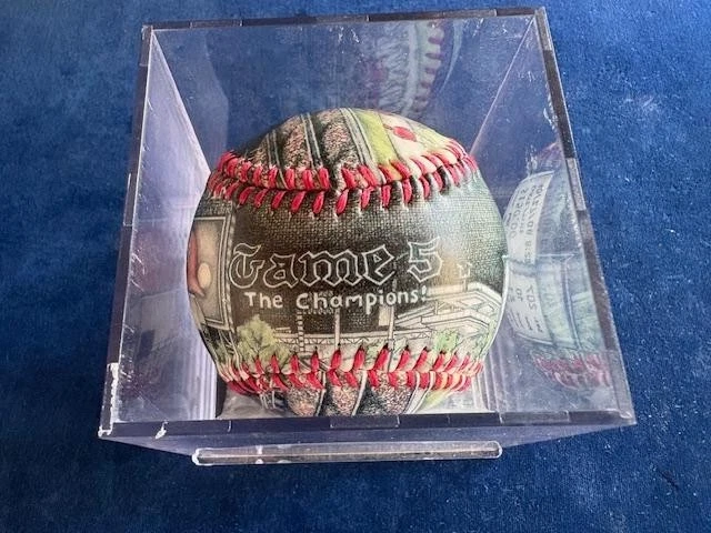 Unique 2008 World Series Baseball Celebrating Phillies Championship vs TB Rays - Image 2 of 4