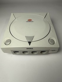 Sega Dreamcast HKT-3020 Bundle Three Controllers And Games- Read description 