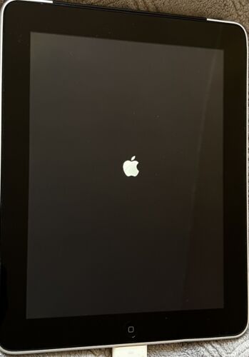 Apple iPad 1st Gen 16GB Model A1337  Not Working - Picture 1 of 6