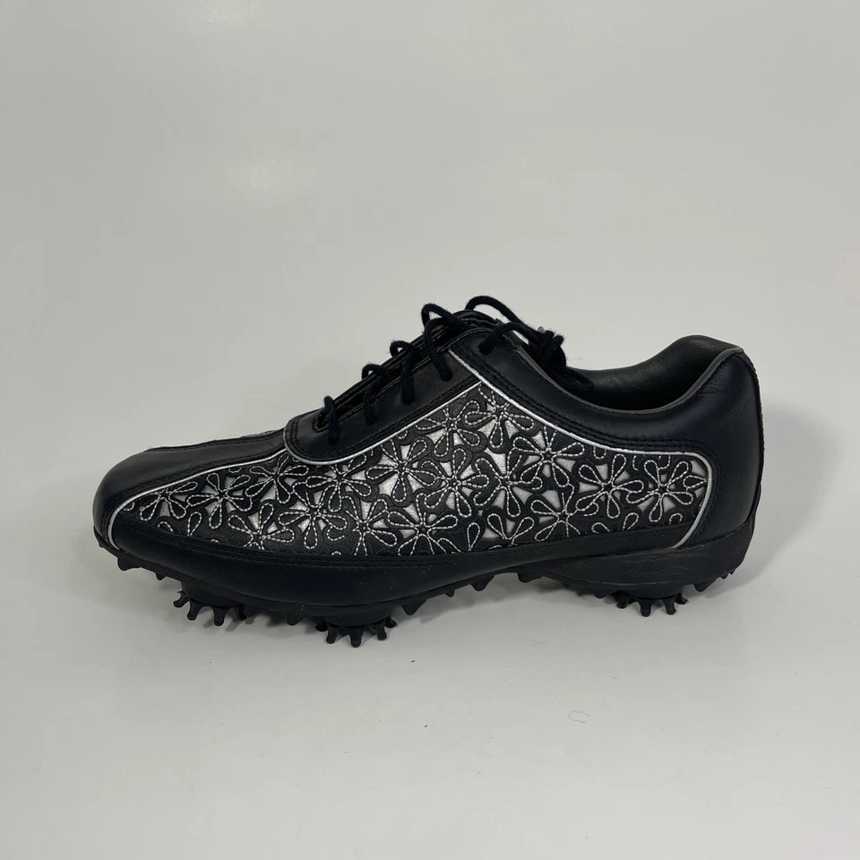 Sapatos femininos Footjoy coleção LoPro golfe/atletismo preto floral corte a laser tamanho. 6,5 - Imagem 3 de 4
