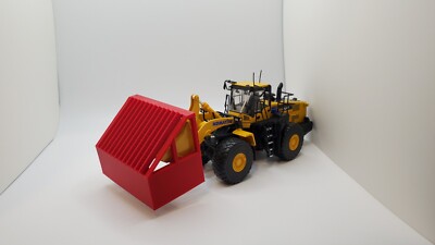 1/50 Scale Extra Large Rock Grizzly in Red