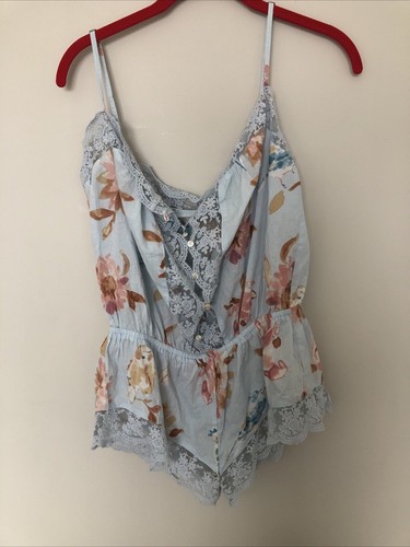 Plum Pretty Sugar Lace Trim Romper Teddie Nightie Size Small Blue Floral Cottage