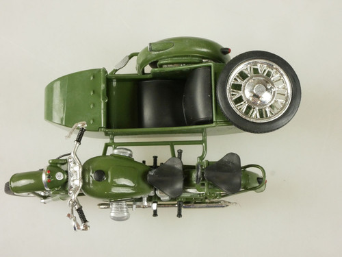 Atlas 1/24 DDR IMZ M72 Ural Motorrad mit Beiwagen 7168121 Box 129955 - Bild 4 von 4
