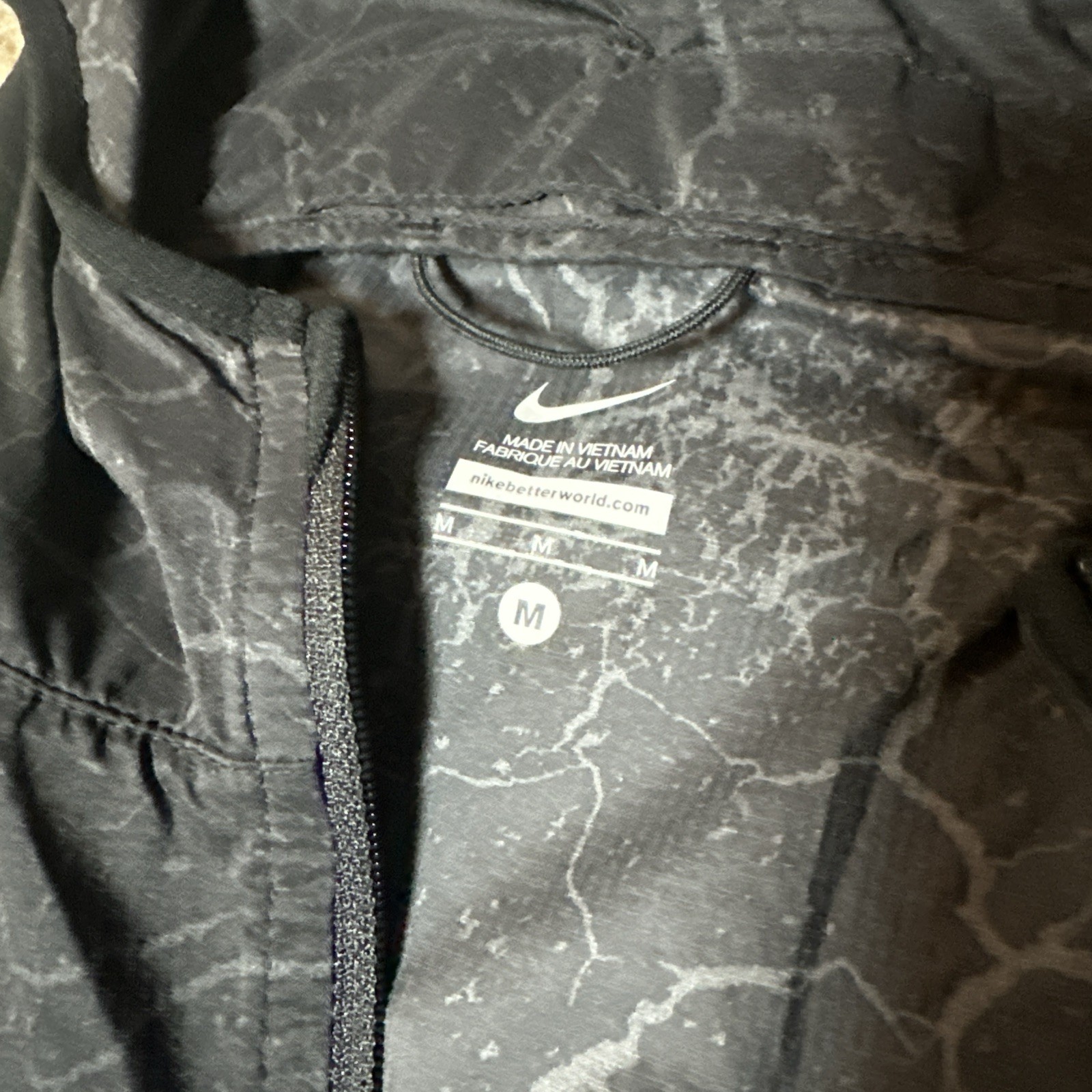 Nike Impossibly Light Running Jacket Medium Black… - image 6