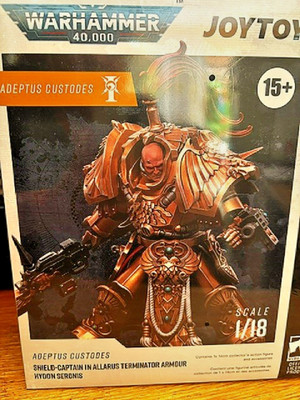 JOYTOY Warhammer 40K Adeptus Custodes Hydon Seronis Shield-Captain 1/18