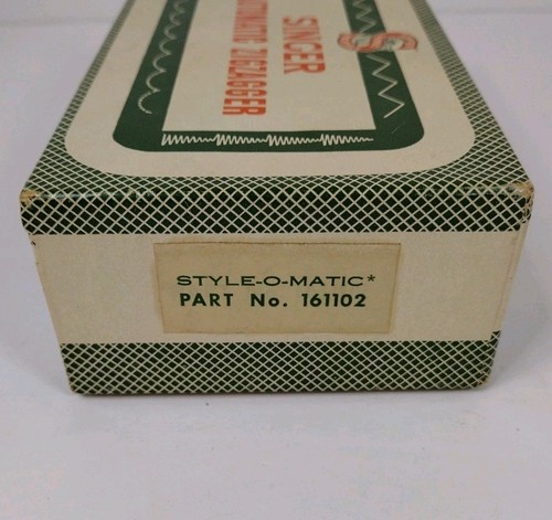 Vintage Singer Automatic Zigzagger 161102 With Manual In Box - Picture 3 of 12