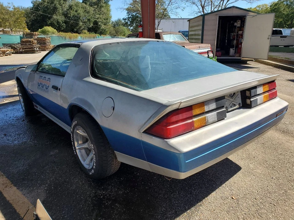 1982 Chevrolet Camaro OEM Ac Compressor 5 3/4" Pulley 1131198 - Image 3 of 4