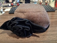 LIZ CLAIBORNE BROWN VILLAGER MERRIMAC LADY'S HAT WITH FLOWER BOUQUET, 8" SIZE