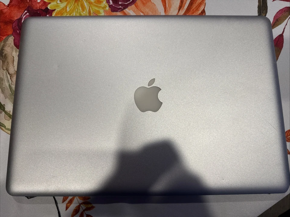 ANTIGLARE LCD SCREEN ASSEMBLY MacBook Pro 15" A1286 early 2011 Grade B - Image 3 of 4