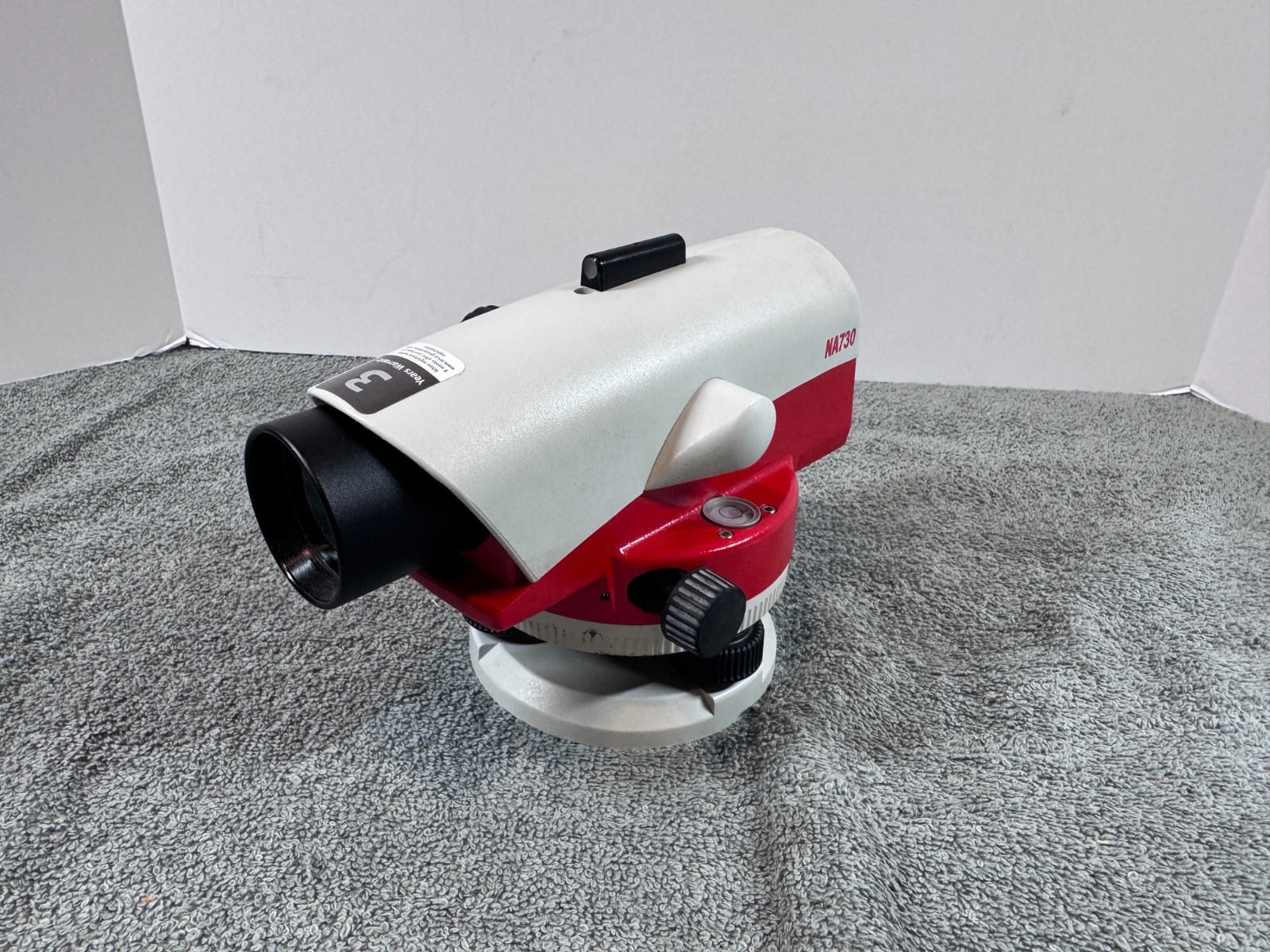 Pre-Owned Leica Geosystems NA730 Automatic Optical Level (NO CASE)