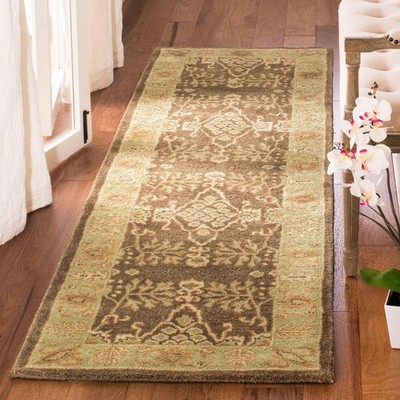 SAFAVIEH Handmade Bergama Alexina Oriental Hand-spun Wool Rug