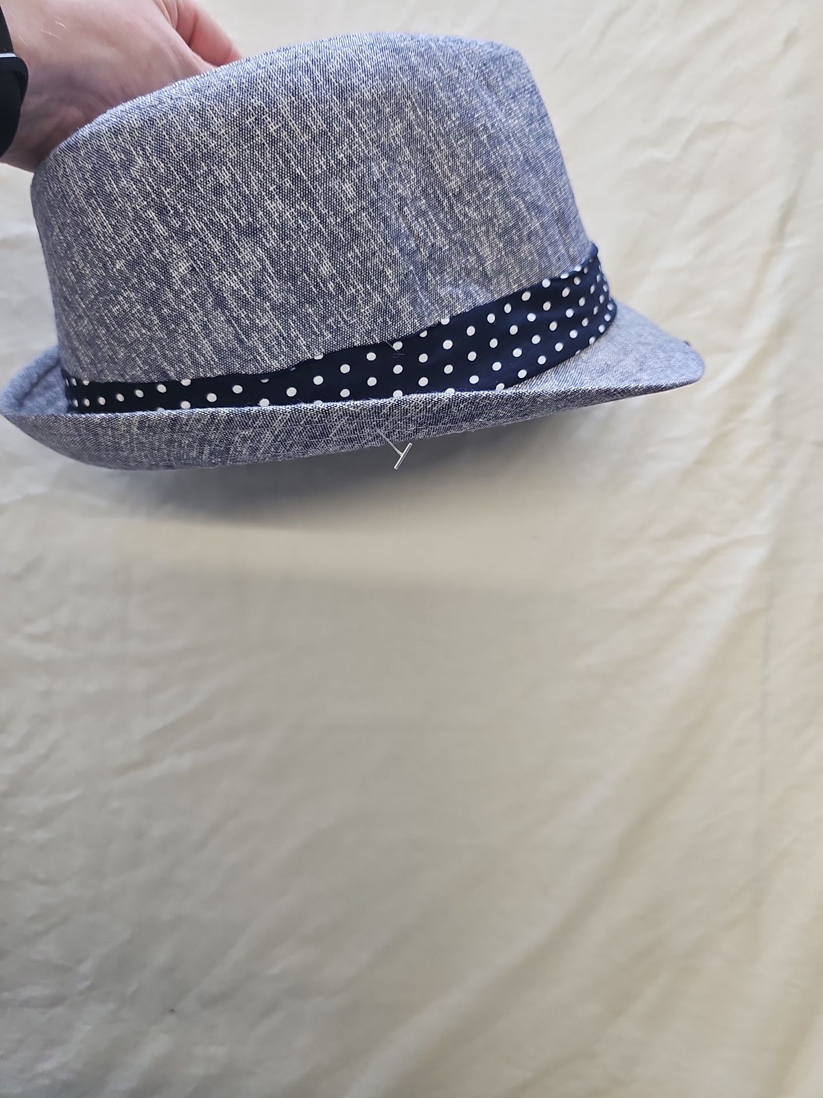 Vintage Style Denim-Effect Fedora Hat with Polka Dot Band 833 image 2