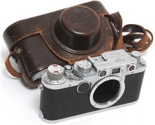 Leitz Leica IIc 35mm film camera body w. matching case Screw Mount M39