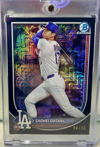 🔥🔥2025 Bowman Chrome Shohei Ohtani #17 Black refractor 4/10 Dodgers 🔥🔥